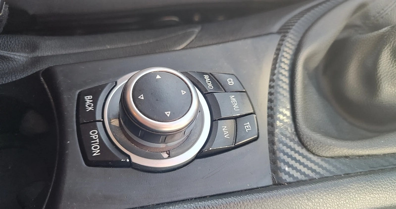 BMW Seria 1 cena 22900 przebieg: 210000, rok produkcji 2009 z Rawicz małe 172